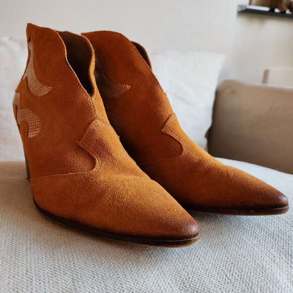 🇫🇷 French Burnt Orange Western Ankle Boots – Size 40 (US 9) - Picture 1 of 13